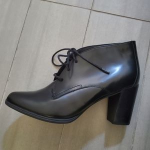 Clarks bootie